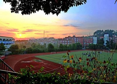 四川大学附设华西卫生学校天府校区