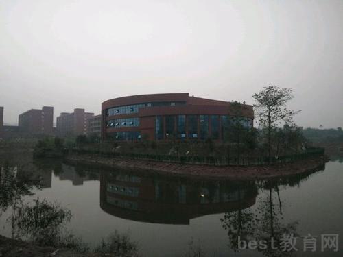 三峡联合职业大学
