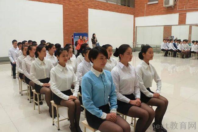 四川2023年女生上汽修学校学什么专业好