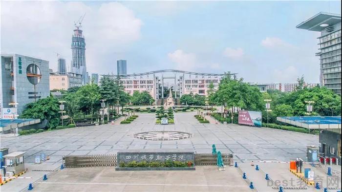 四川职业城市学院在成都哪里|四川城市学院在龙泉驿区吗|城市学院龙泉校区图片