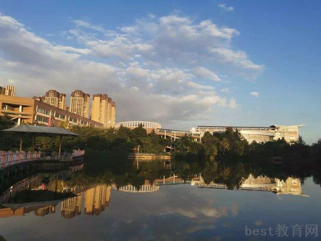 中国五冶大学高新区地址在哪里,怎么乘车到校